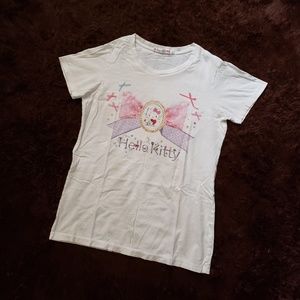 *EUC* Uniqlo Hello Kitty Tee (size M)
